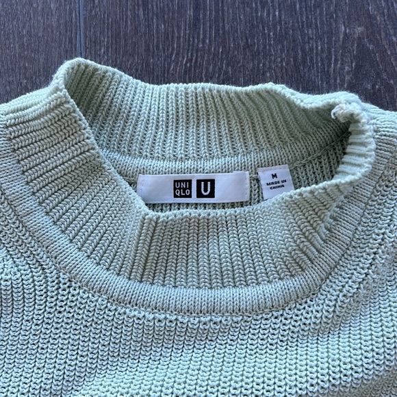 Uniqlo U mint green knit vest - Picture 2 of 3